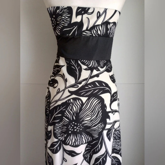 WHBM Black White Tropical Floral Bold Print Long Gown A-Line Strapless Gown Sz 2 - Picture 7 of 16